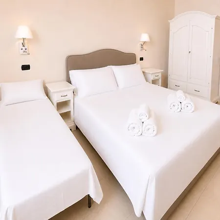 Bed & Breakfast Sud Est Carmiano (Apulia)